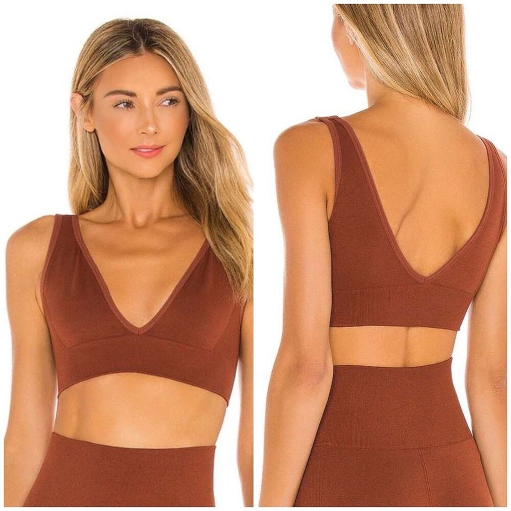 We Wore What Revolve Sports Bra V-Neck Circular Knit Brunette Size XL NWT $68